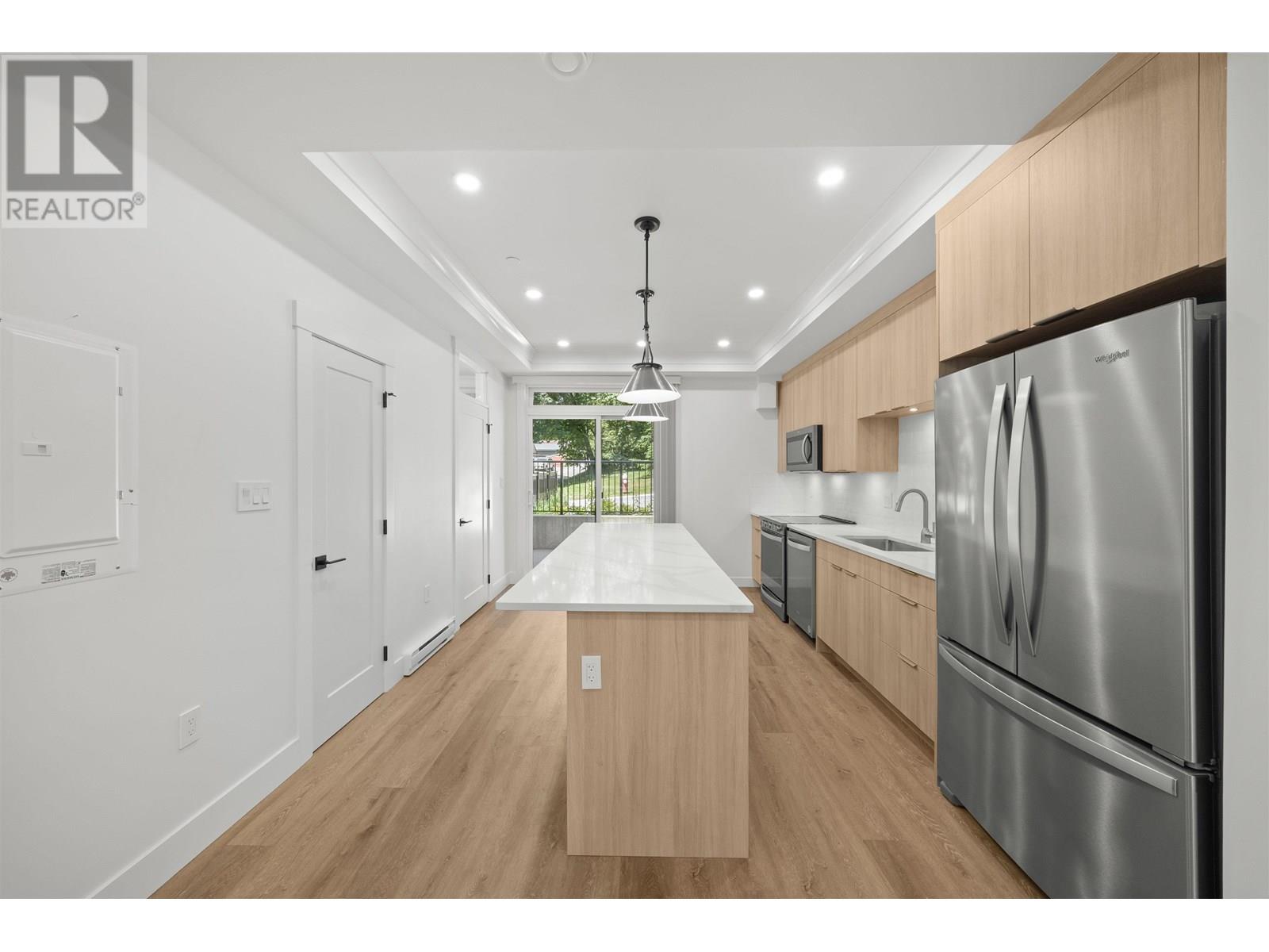 43 E Eighth Avenue, New Westminster, British Columbia  V3L 4J4 - Photo 6 - R3014153