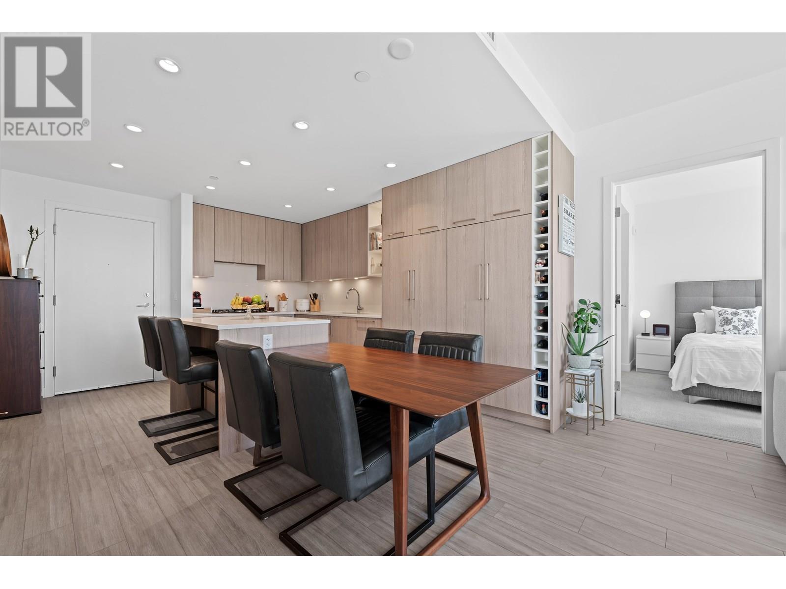 305 747 E 3rd Street, North Vancouver, British Columbia  V7L 1G8 - Photo 10 - R3014157