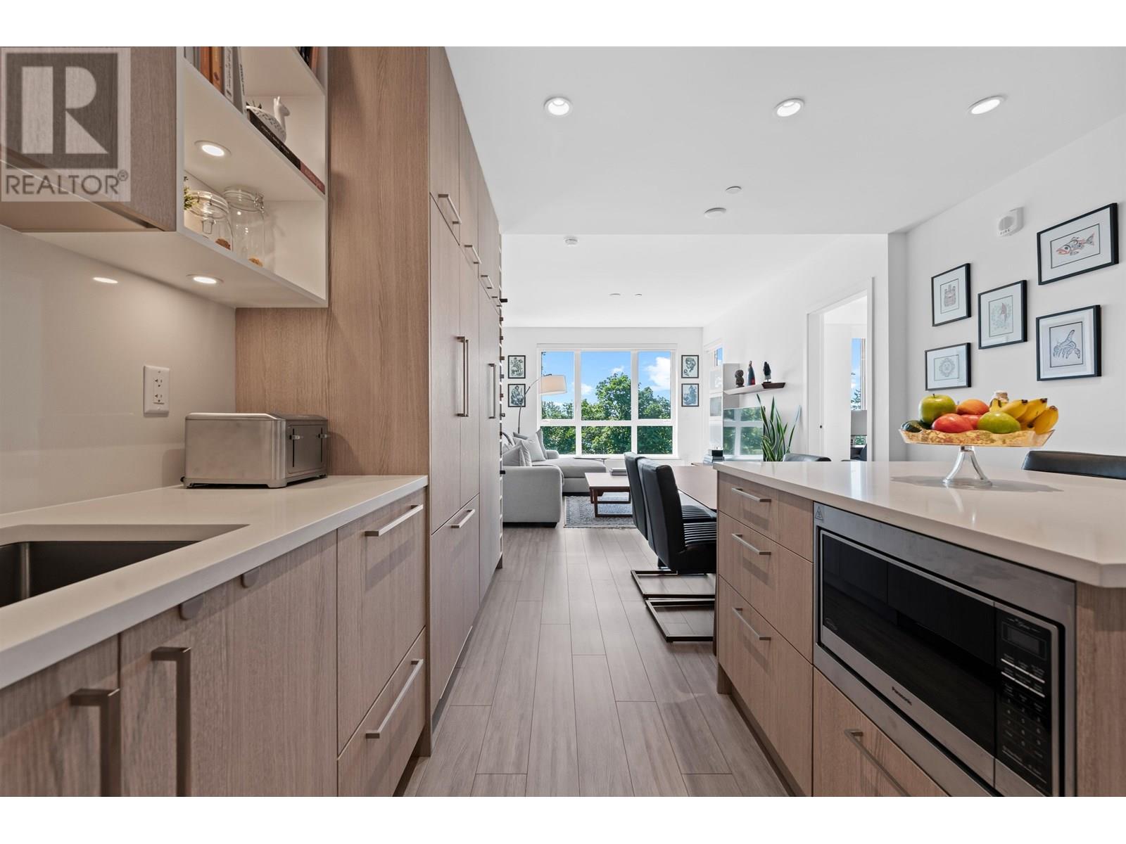 305 747 E 3rd Street, North Vancouver, British Columbia  V7L 1G8 - Photo 6 - R3014157