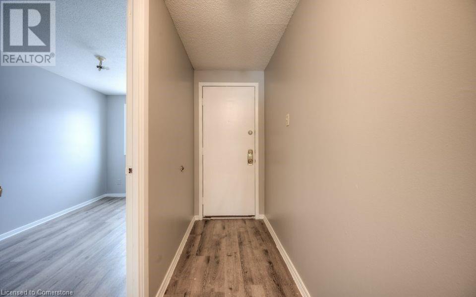 1200 Courtland Avenue E Unit# 35, Kitchener, Ontario  N2C 1K7 - Photo 2 - 40740058