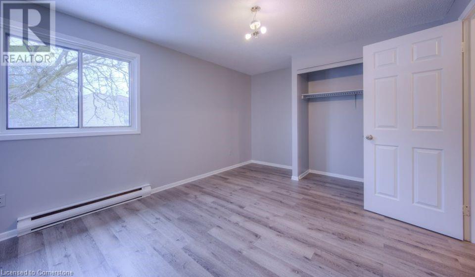 1200 Courtland Avenue E Unit# 35, Kitchener, Ontario  N2C 1K7 - Photo 9 - 40740058