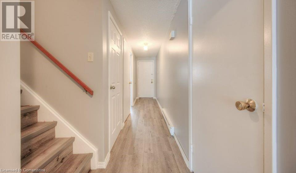 1200 Courtland Avenue E Unit# 35, Kitchener, Ontario  N2C 1K7 - Photo 11 - 40740058