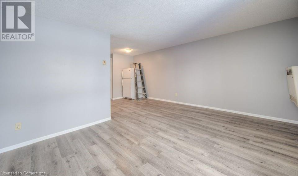 1200 Courtland Avenue E Unit# 35, Kitchener, Ontario  N2C 1K7 - Photo 6 - 40740058
