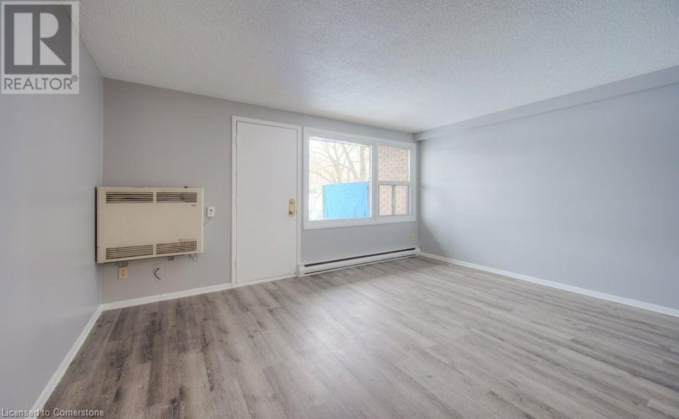 1200 Courtland Avenue E Unit# 35, Kitchener, Ontario  N2C 1K7 - Photo 5 - 40740058