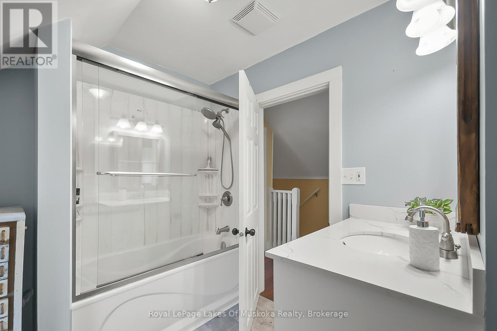 213 Woodchester Avenue, Bracebridge, Ontario  P1L 1H8 - Photo 28 - X12212218
