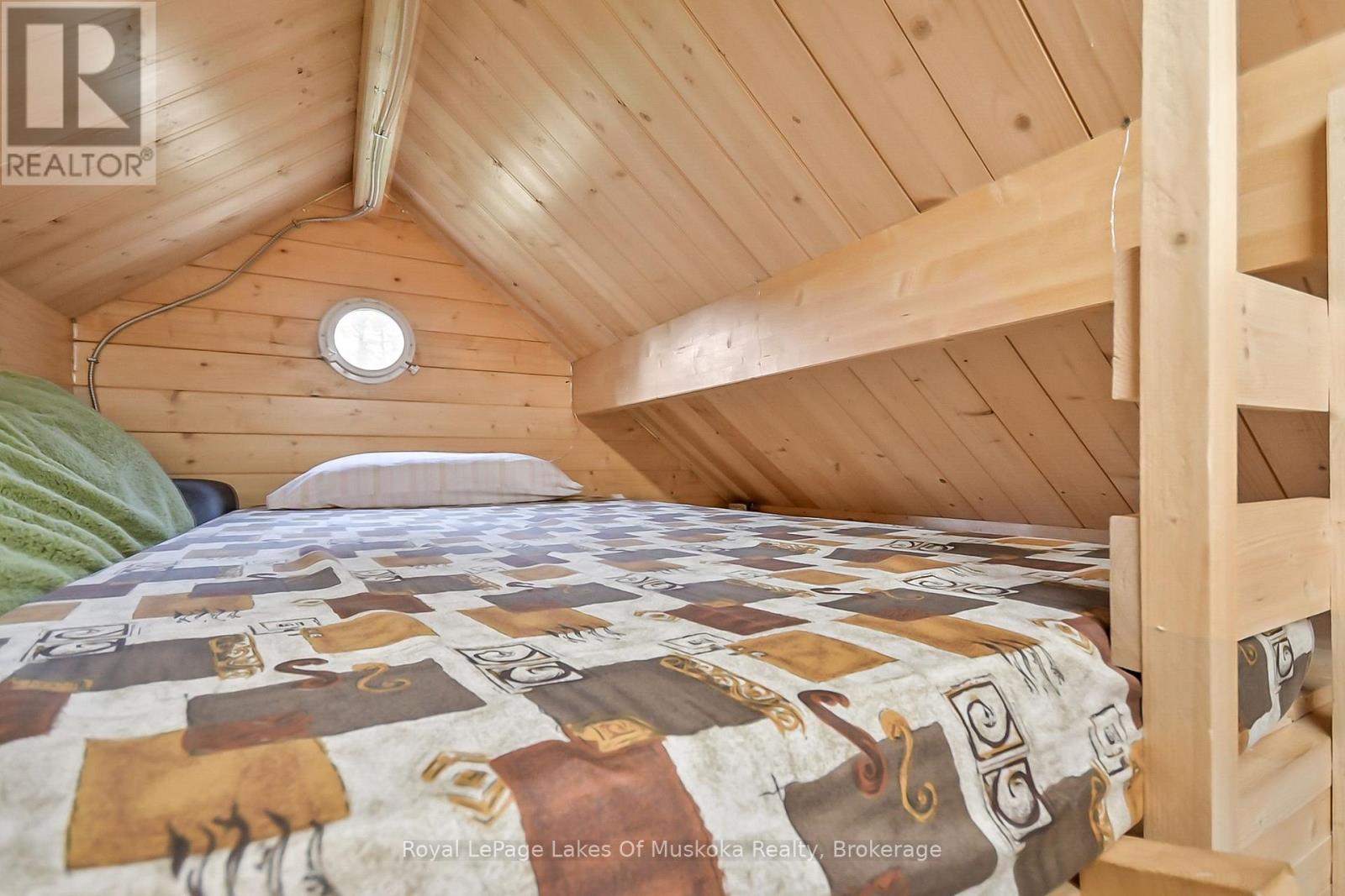 213 Woodchester Avenue, Bracebridge, Ontario  P1L 1H8 - Photo 34 - X12212218