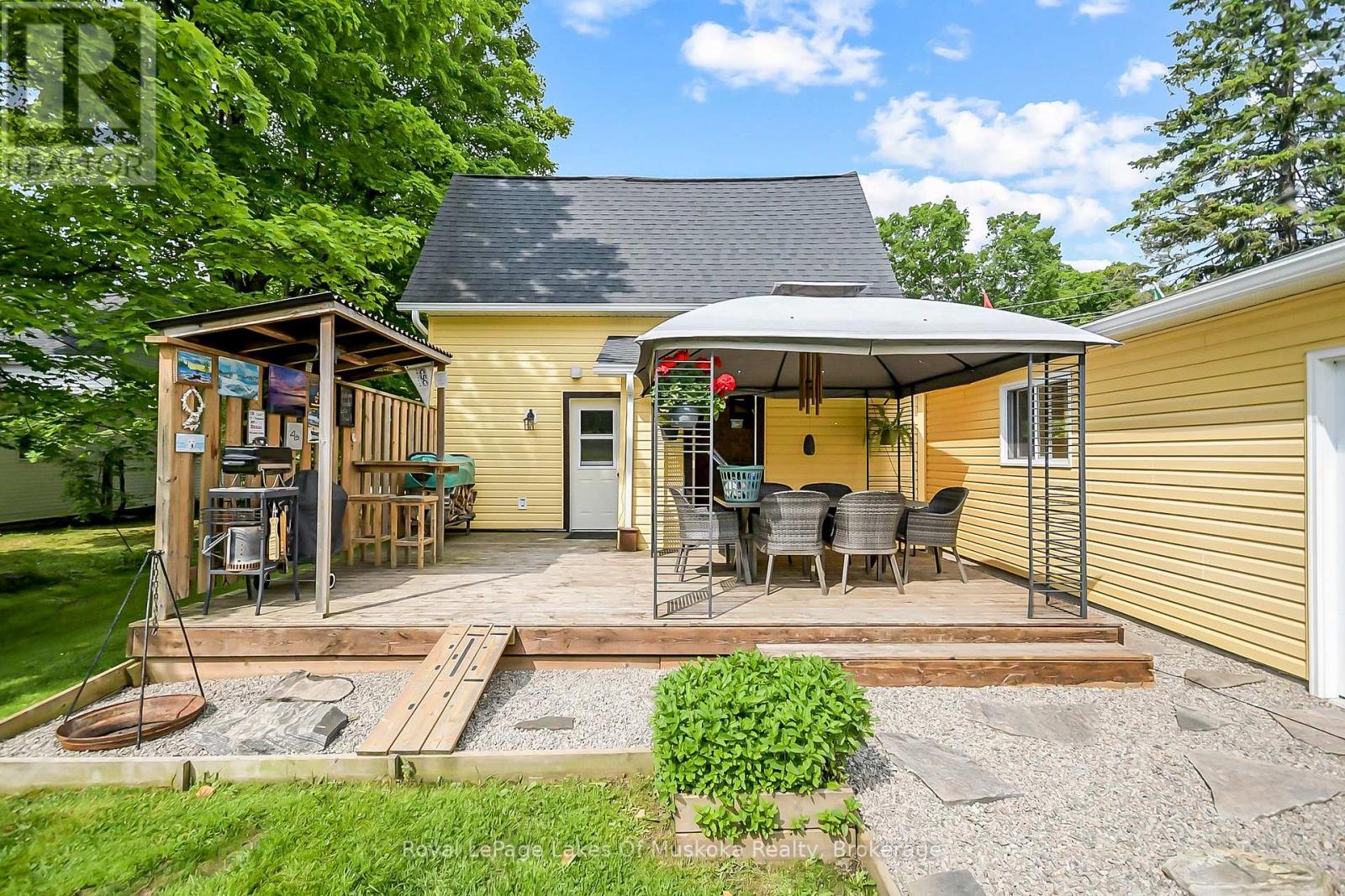 213 Woodchester Avenue, Bracebridge, Ontario  P1L 1H8 - Photo 8 - X12212218