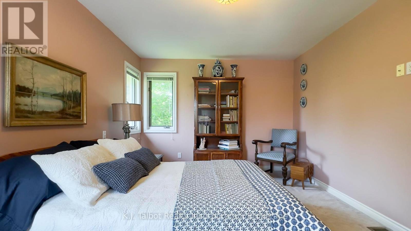 386 Templeton Street, North Huron, Ontario  N0M 1H0 - Photo 26 - X12212253