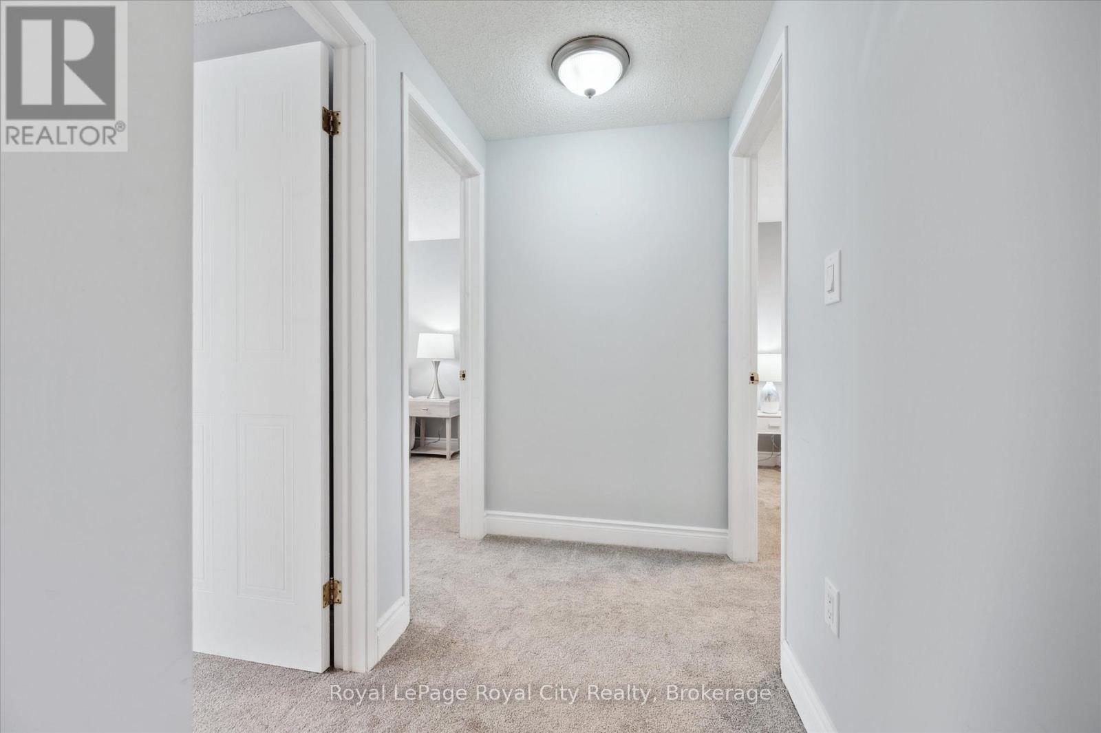 407 Otterbein Road, Kitchener, Ontario  N2B 3V8 - Photo 21 - X12212292
