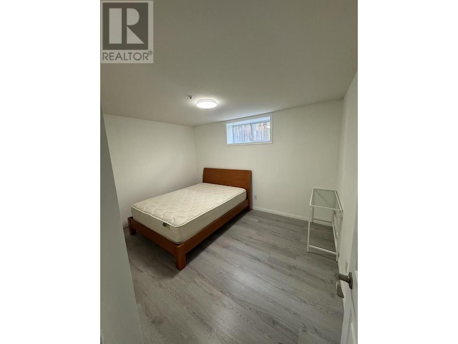 Basement 2539 W 22nd Avenue, Vancouver, British Columbia  V6L 1M3 - Photo 4 - R3014149