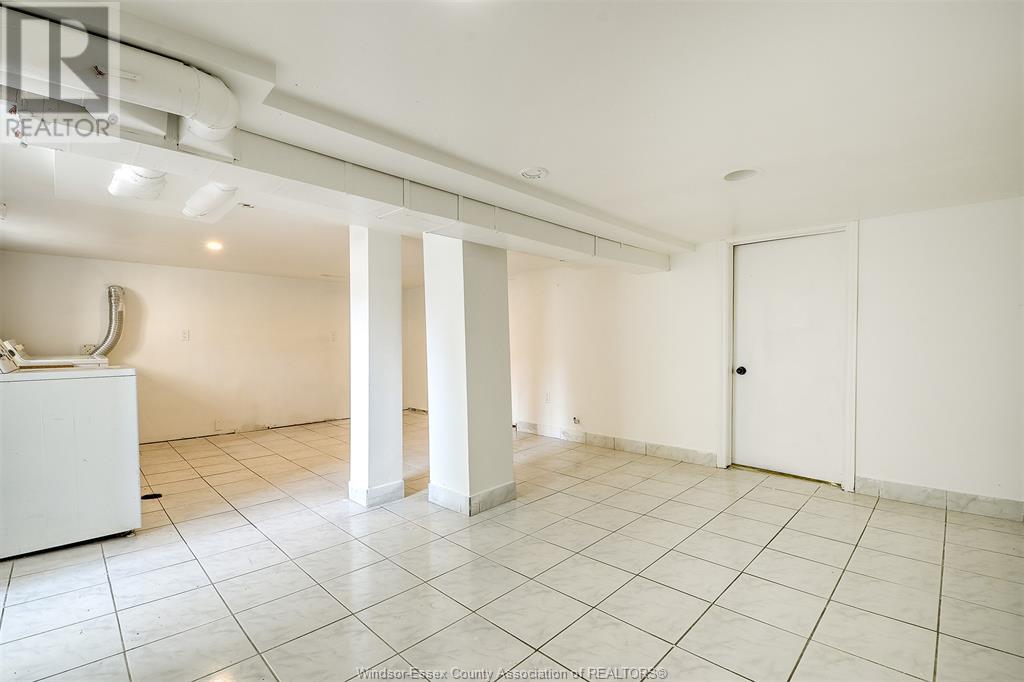 886 Lincoln, Windsor, Ontario  N9Y 2H1 - Photo 23 - 25012466