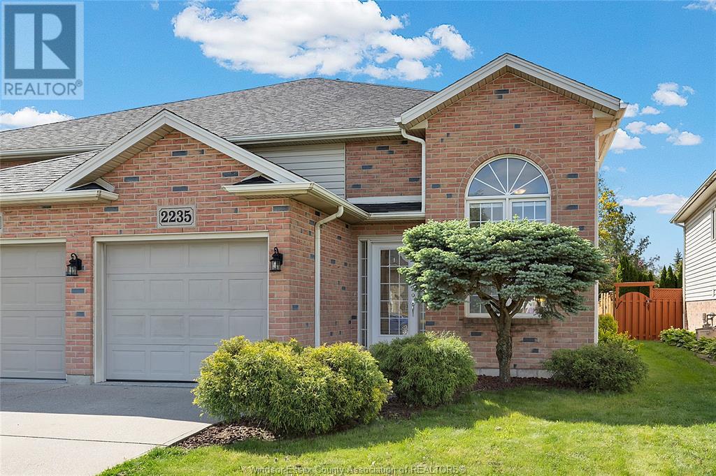 MLS# 25014750: 2235 KEVIN, LaSalle, Canada