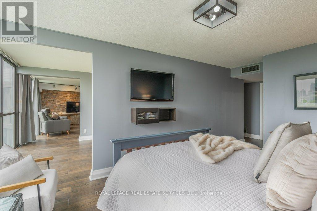 705 - 4235 Sherwoodtowne Boulevard, Mississauga, Ontario  L4Z 1W3 - Photo 29 - W12211993