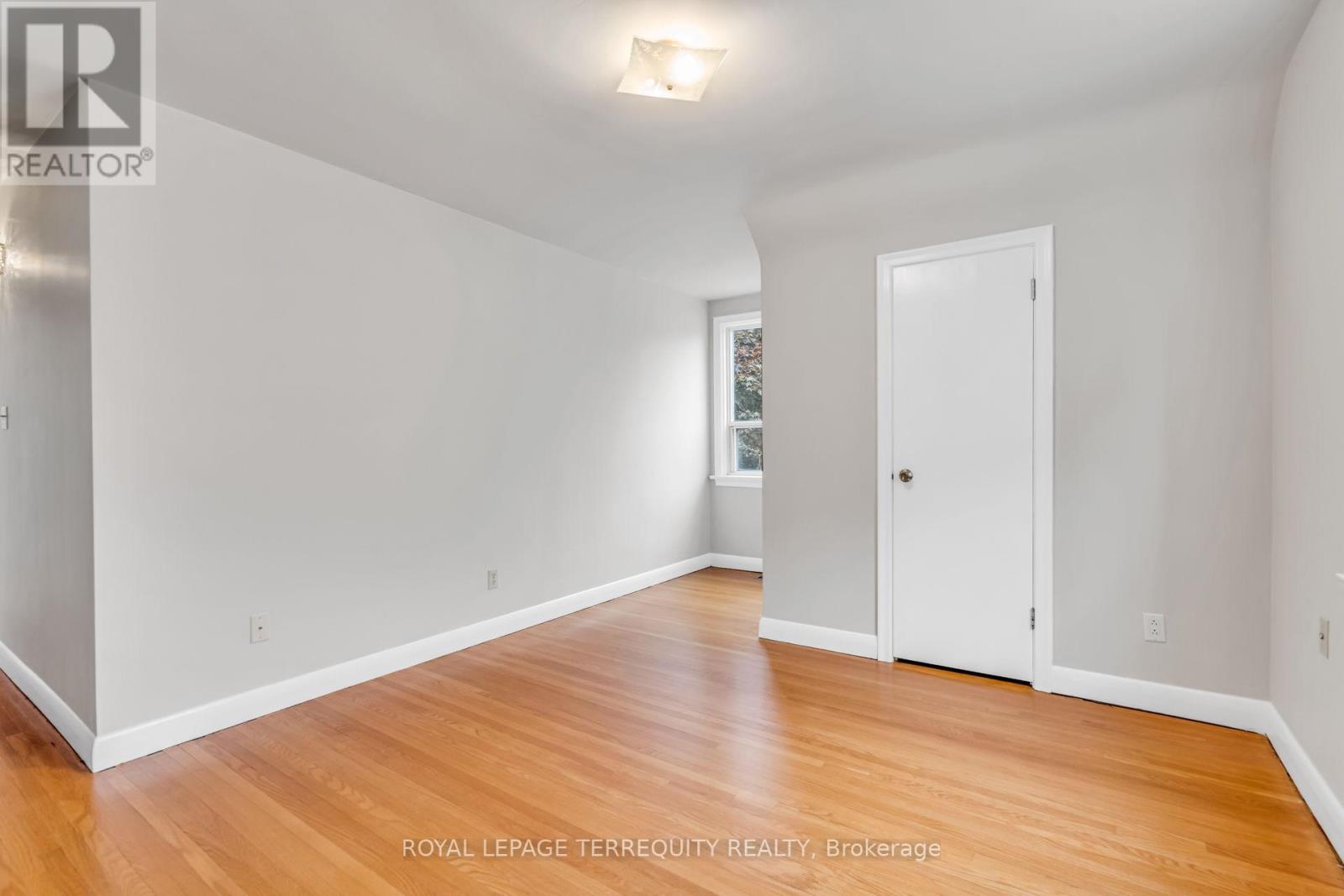 15 Vassar Drive, Toronto, Ontario  M9B 5E9 - Photo 17 - W12211999