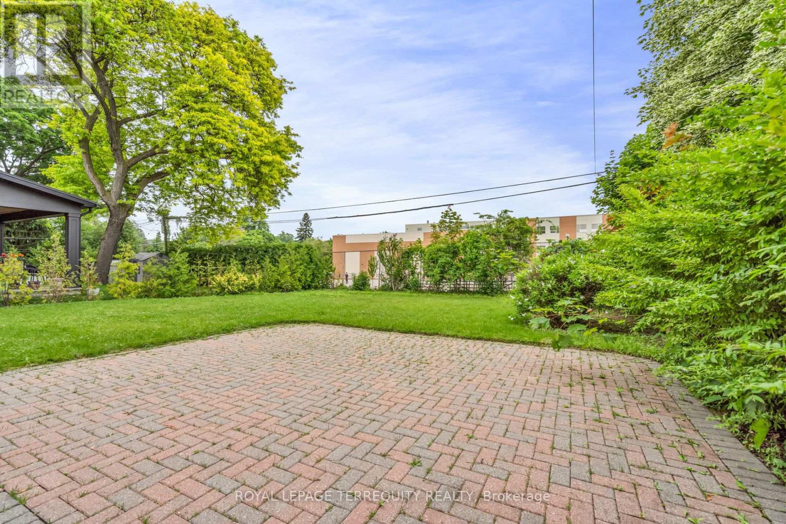 15 Vassar Drive, Toronto, Ontario  M9B 5E9 - Photo 32 - W12211999