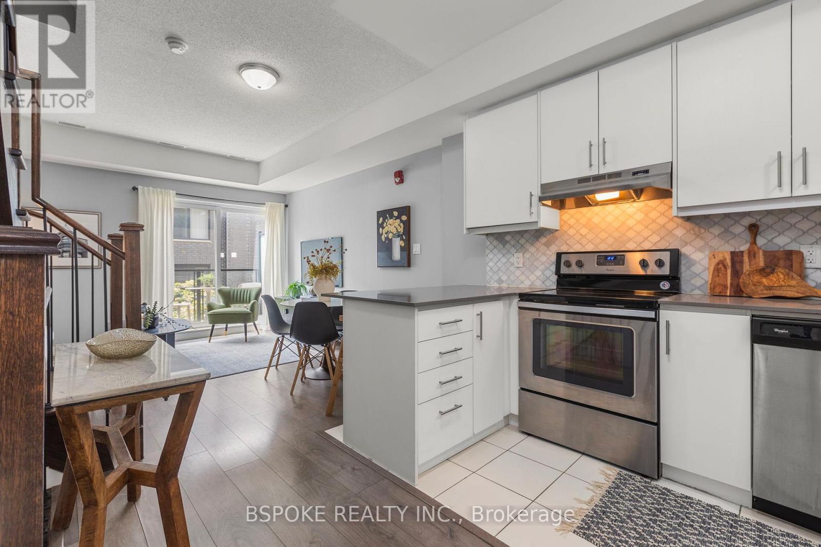 11 - 2063 WESTON ROAD W, Toronto, Ontario