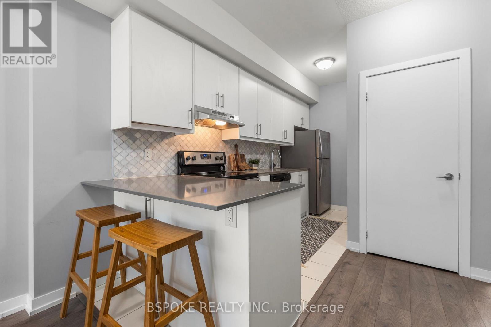 11 - 2063 Weston Road W, Toronto, Ontario  M9N 1X7 - Photo 5 - W12212012