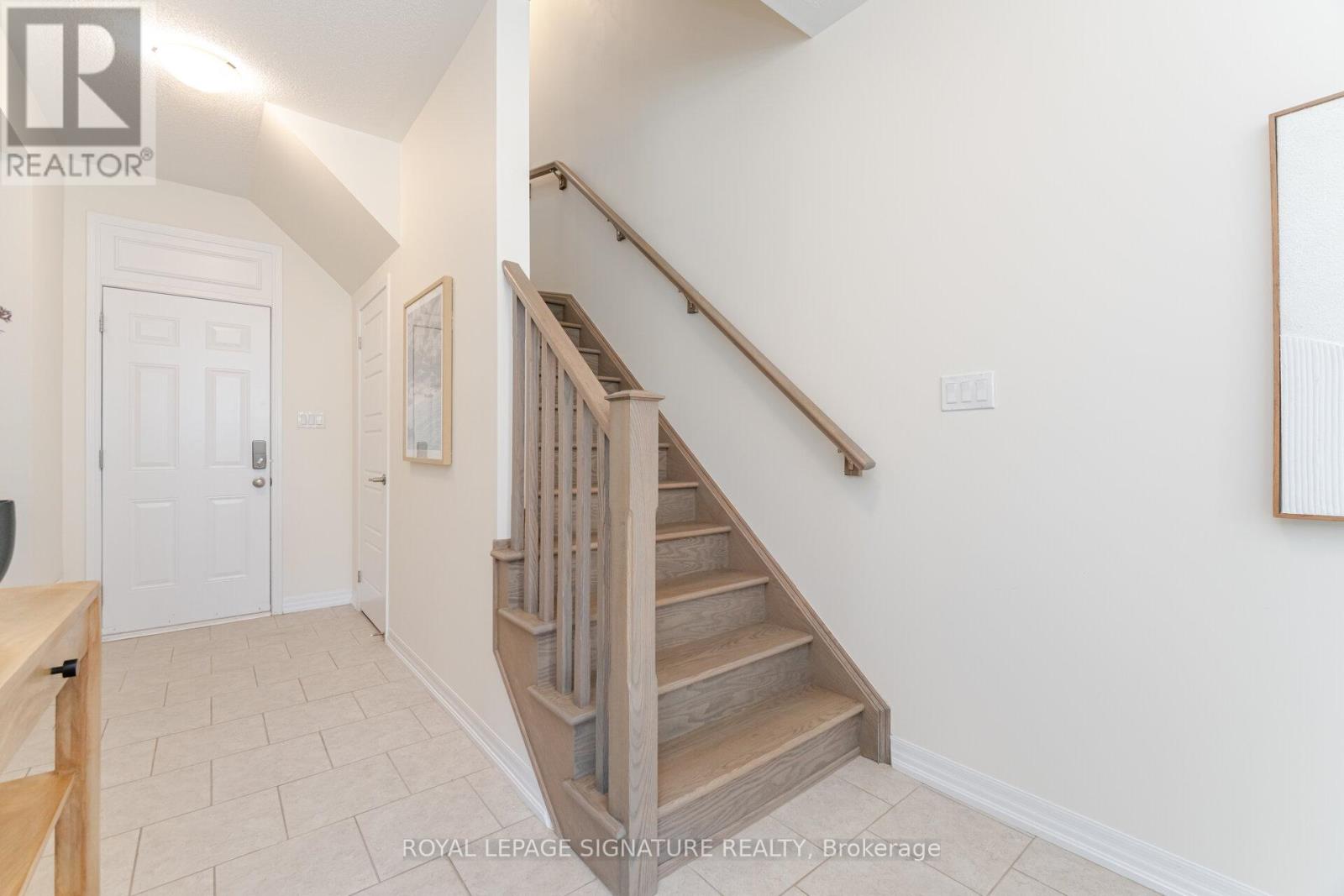 242 Harold Dent Trail, Oakville (Go Glenorchy), Ontario  L6M 1S2 - Photo 12 - W12212025