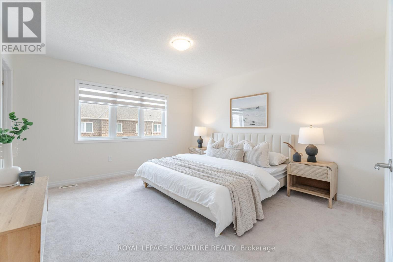 242 Harold Dent Trail, Oakville (Go Glenorchy), Ontario  L6M 1S2 - Photo 33 - W12212025