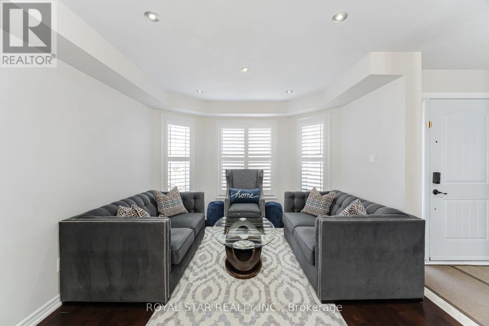 144 Barleyfield Road, Brampton (Sandringham-Wellington), Ontario  L6R 2K3 - Photo 12 - W12212030
