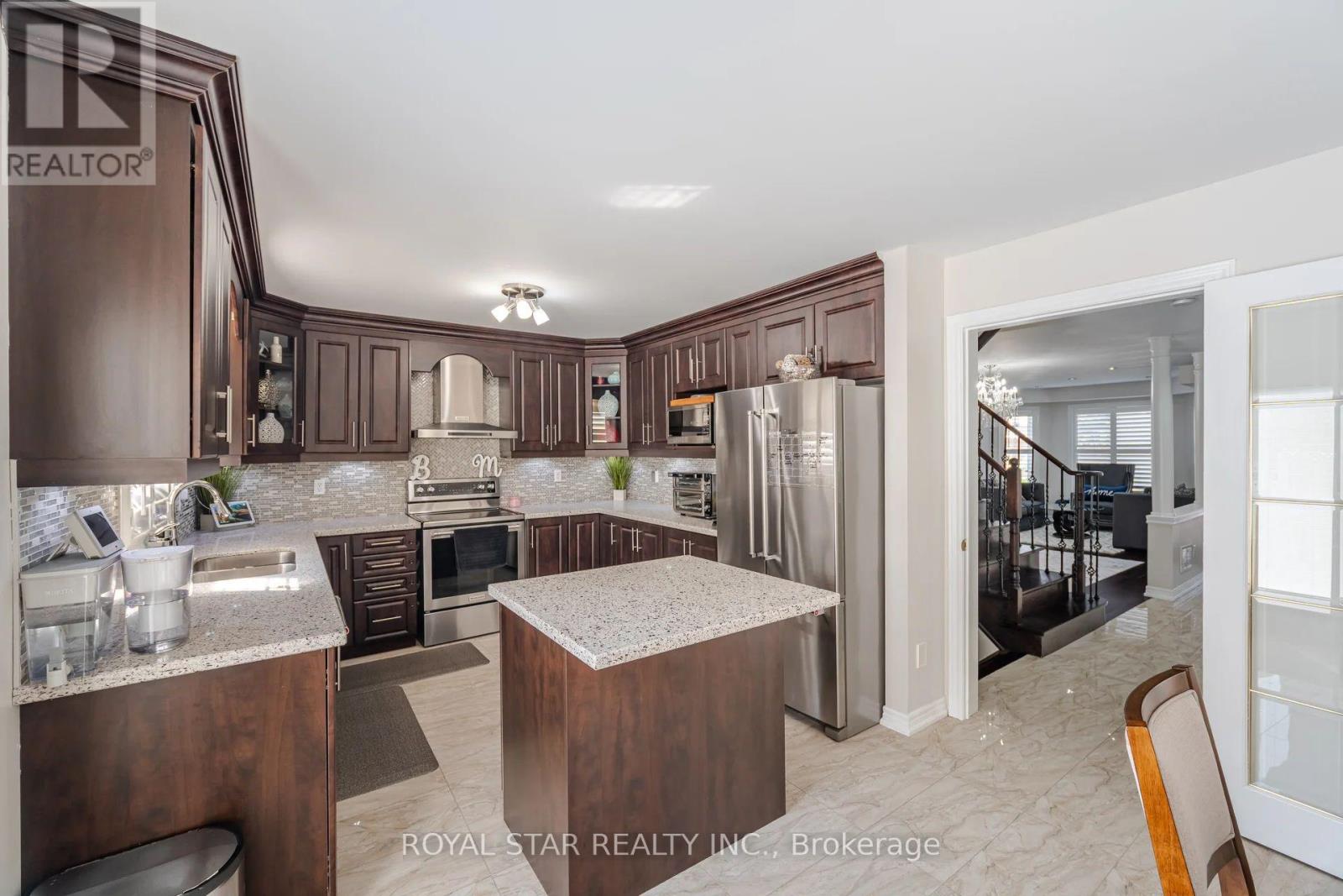 144 Barleyfield Road, Brampton (Sandringham-Wellington), Ontario  L6R 2K3 - Photo 16 - W12212030