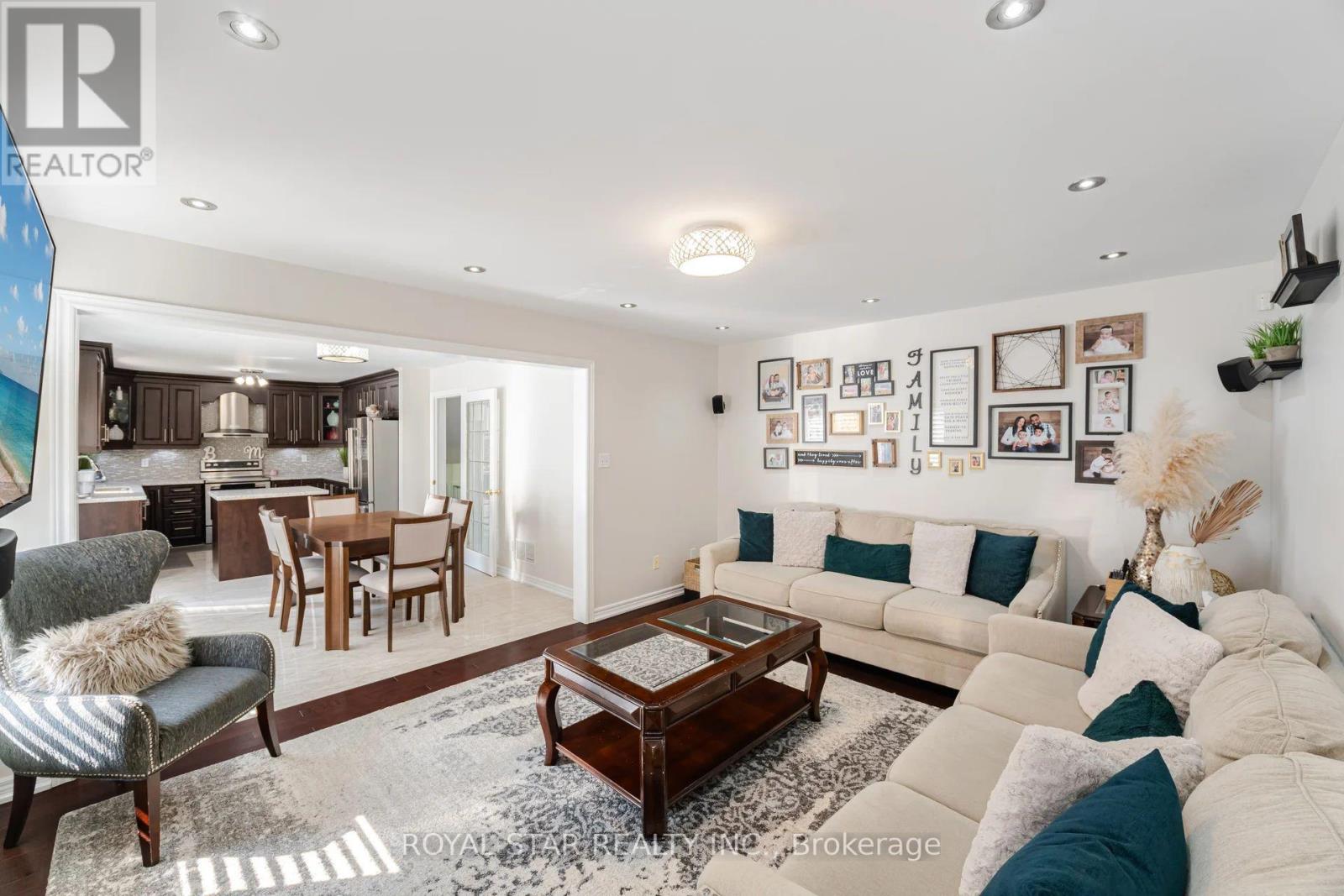 144 Barleyfield Road, Brampton (Sandringham-Wellington), Ontario  L6R 2K3 - Photo 24 - W12212030