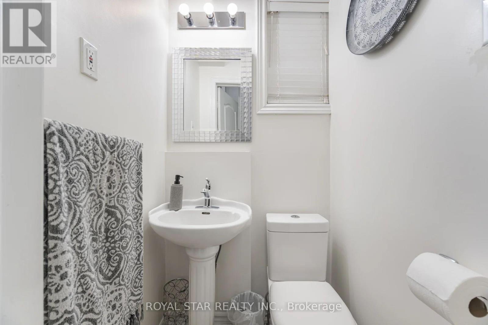 144 Barleyfield Road, Brampton (Sandringham-Wellington), Ontario  L6R 2K3 - Photo 27 - W12212030