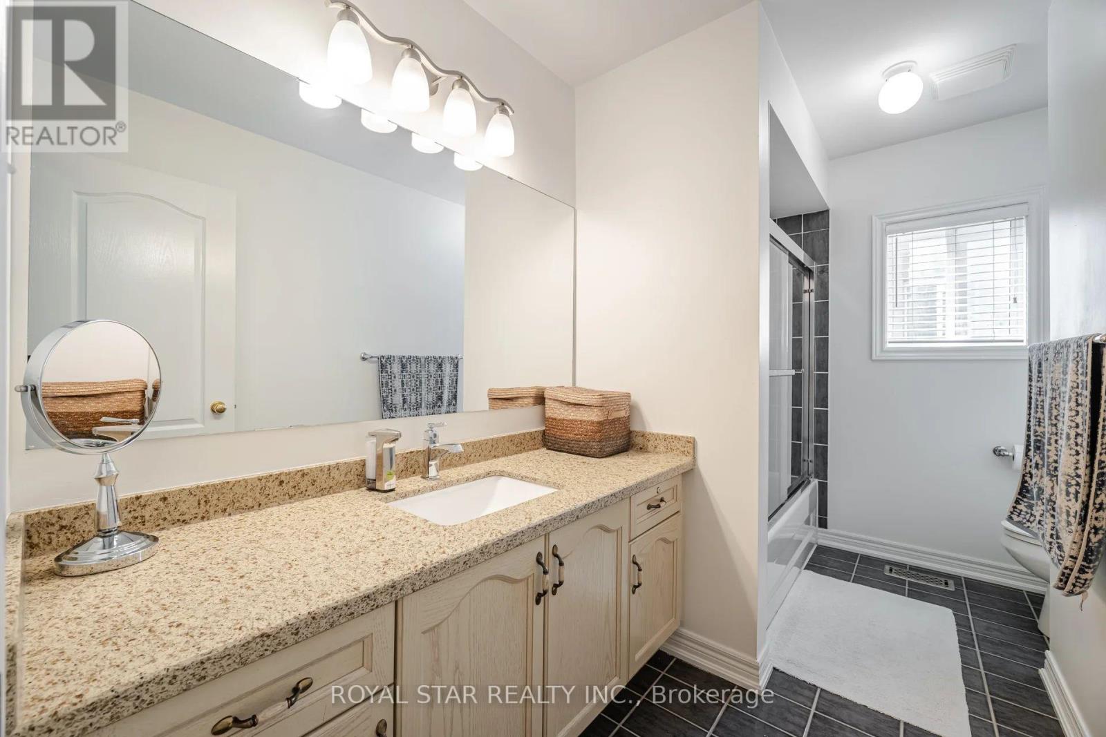144 Barleyfield Road, Brampton (Sandringham-Wellington), Ontario  L6R 2K3 - Photo 42 - W12212030