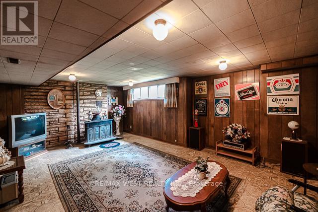 1081 Islington Avenue, Toronto, Ontario  M8Z 4R8 - Photo 12 - W12212047