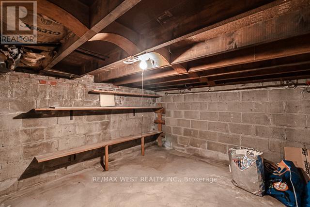 1081 Islington Avenue, Toronto, Ontario  M8Z 4R8 - Photo 17 - W12212047