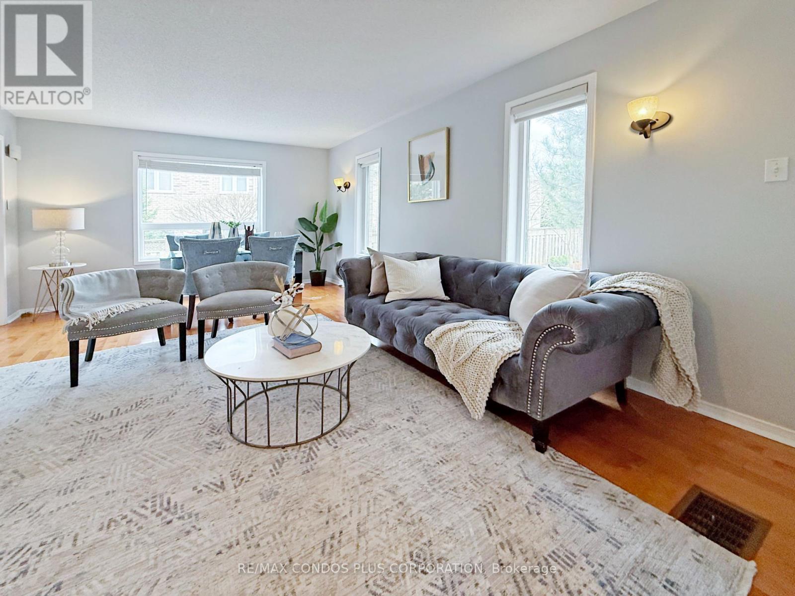 42 - 1290 Heritage Way, Oakville (Ga Glen Abbey), Ontario  L6M 4M5 - Photo 4 - W12212058
