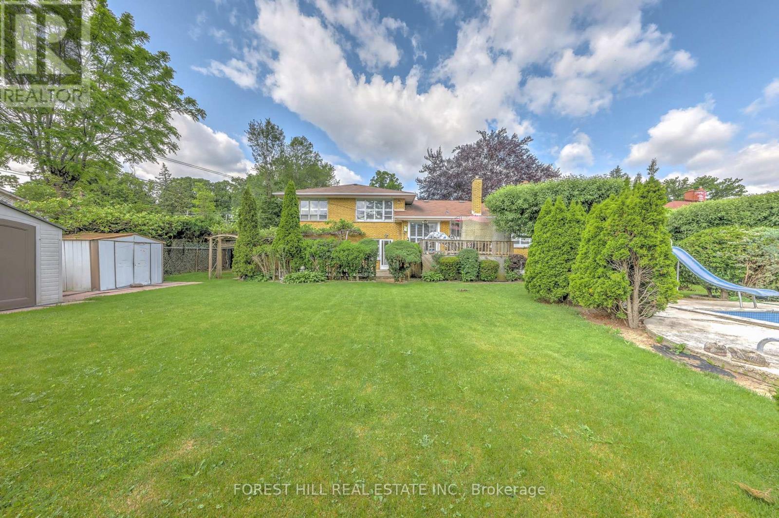 89 Portage Avenue, Toronto (Humberlea-Pelmo Park), Ontario  M9N 3H2 - Photo 29 - W12212067