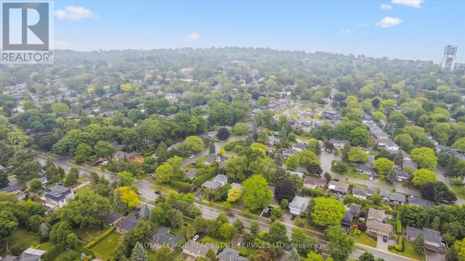 2138 Rebecca Street, Oakville, Ontario  L6L 2A5 - Photo 12 - W12212074