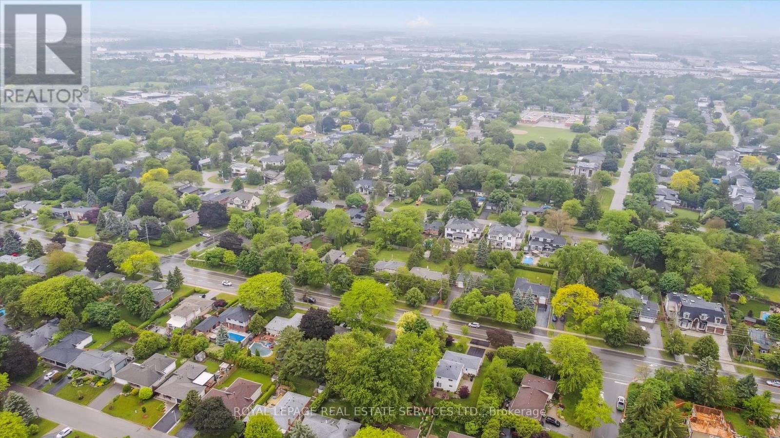 2138 Rebecca Street, Oakville, Ontario  L6L 2A5 - Photo 13 - W12212074