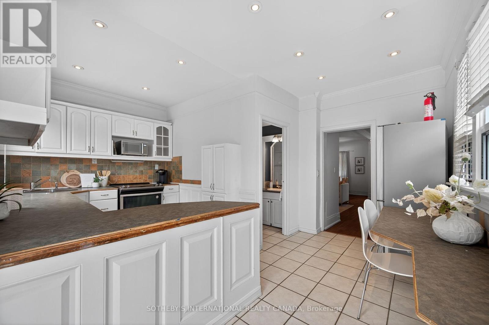 23 Morland Road, Toronto, Ontario  M6S 2M7 - Photo 15 - W12212087