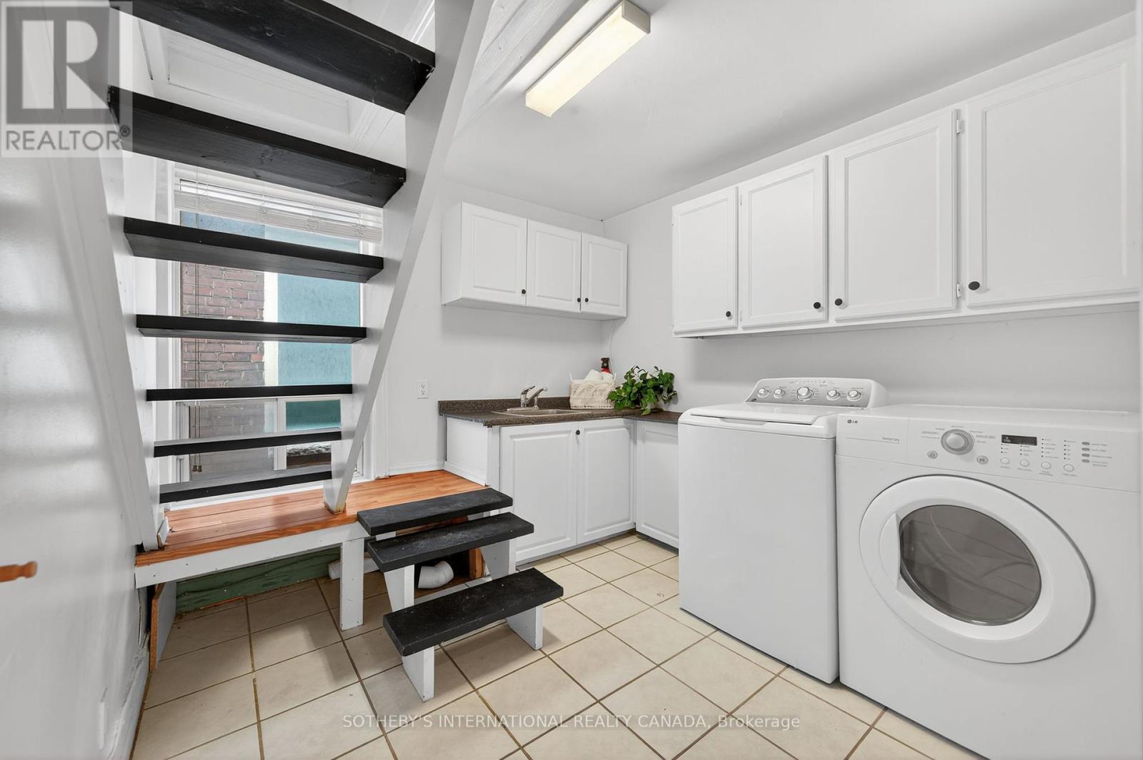 23 Morland Road, Toronto, Ontario  M6S 2M7 - Photo 30 - W12212087
