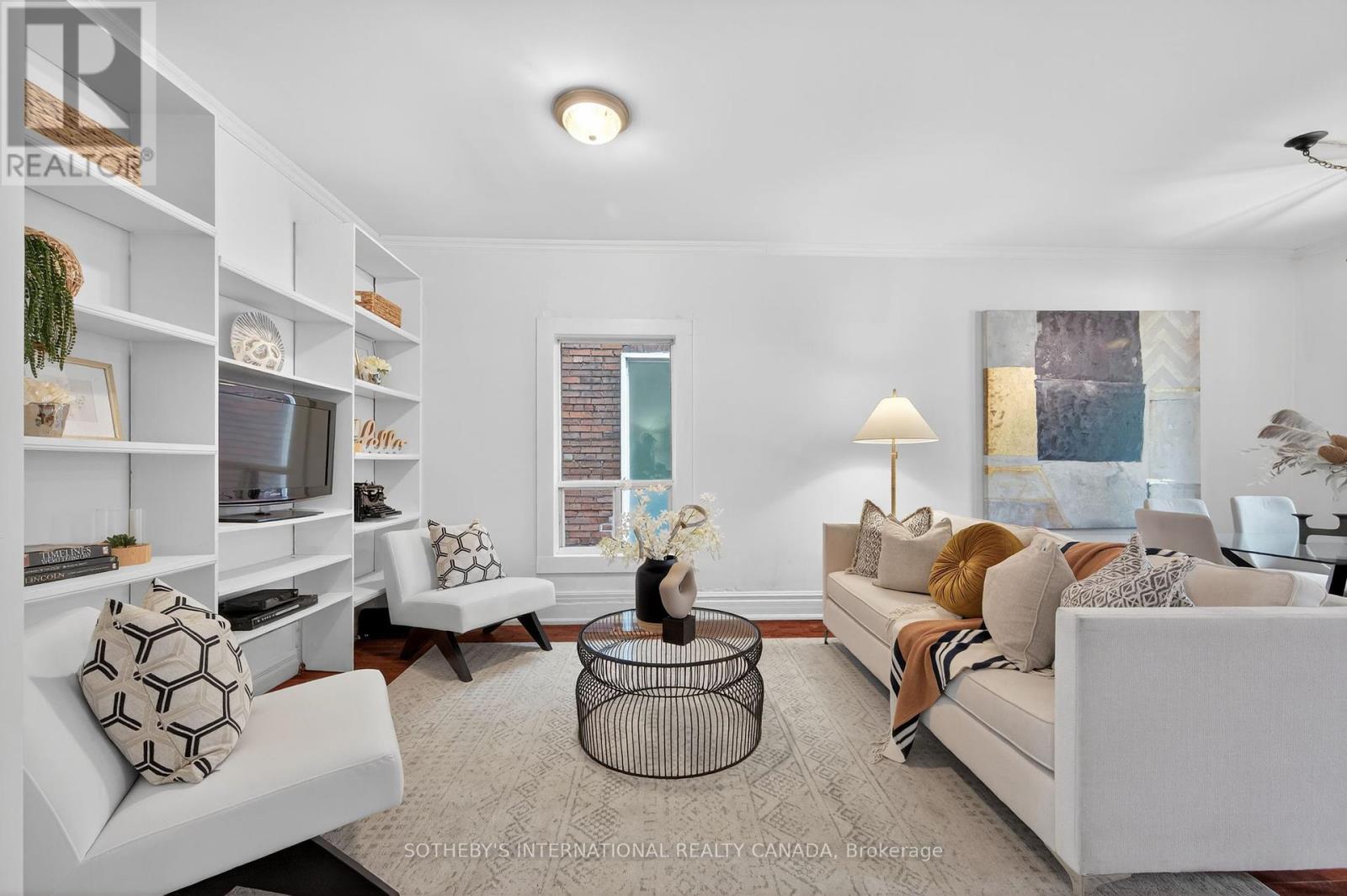 23 Morland Road, Toronto, Ontario  M6S 2M7 - Photo 8 - W12212087