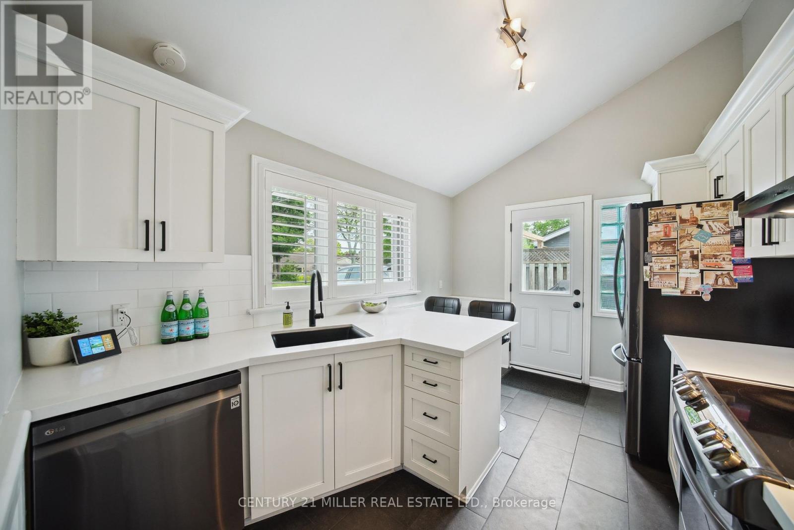 5455 Randolph Crescent, Burlington (Appleby), Ontario  L7L 3C4 - Photo 16 - W12212100