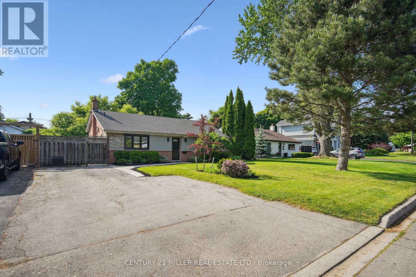 5455 Randolph Crescent, Burlington (Appleby), Ontario  L7L 3C4 - Photo 3 - W12212100