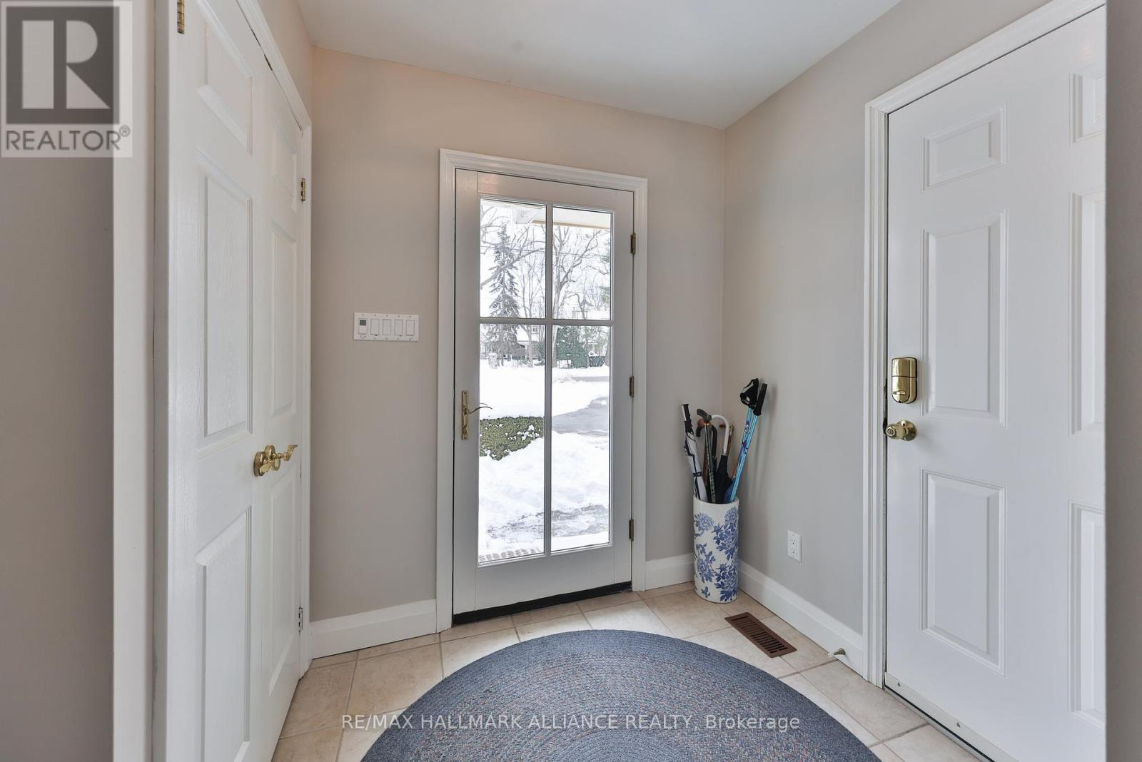 174 Chartwell Road, Oakville, Ontario  L6J 3Z8 - Photo 32 - W12212101