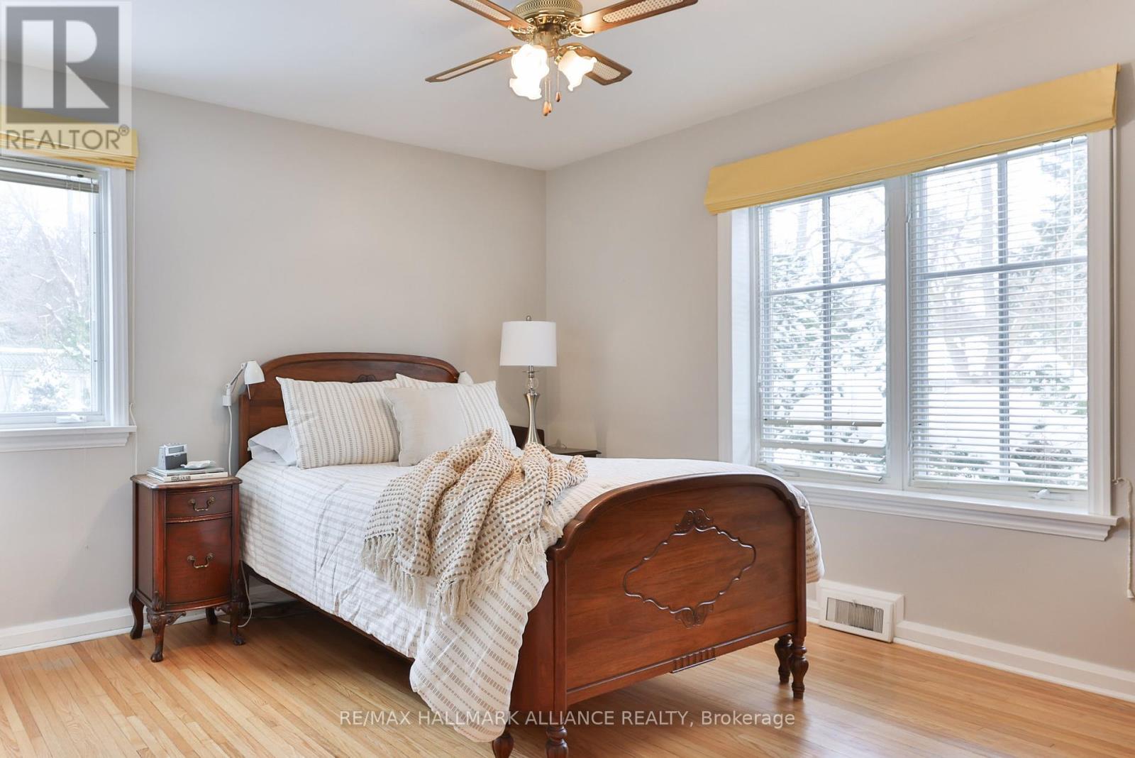 174 Chartwell Road, Oakville, Ontario  L6J 3Z8 - Photo 35 - W12212101