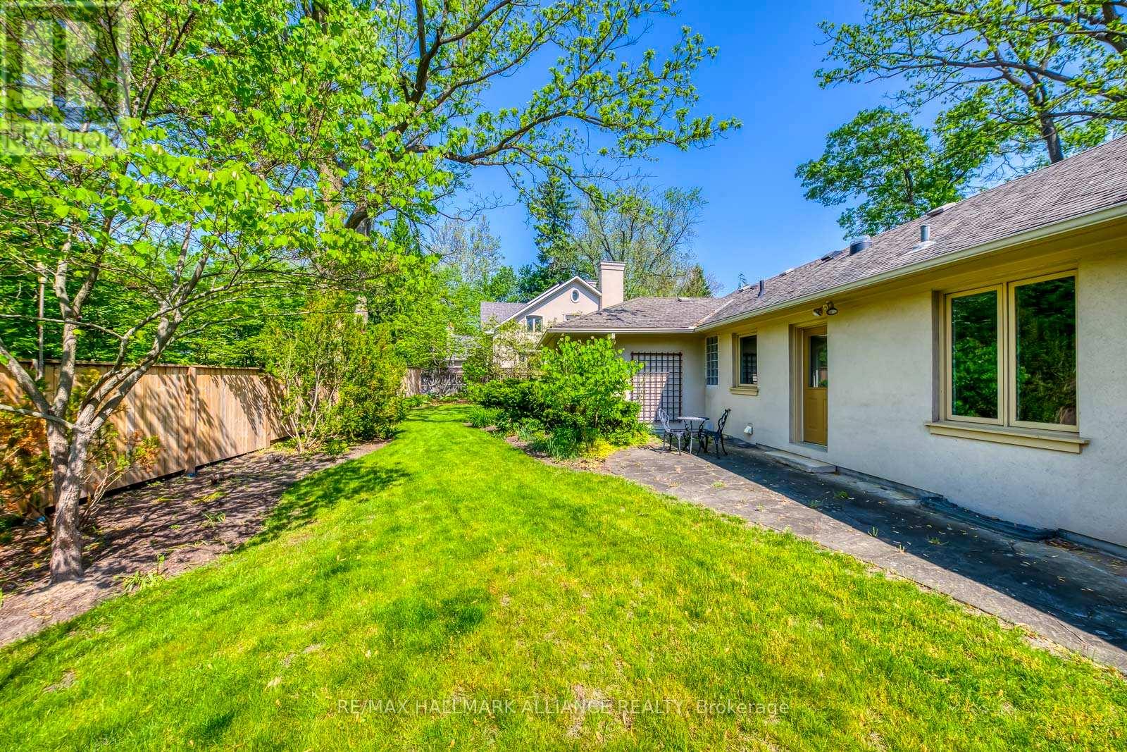 174 Chartwell Road, Oakville, Ontario  L6J 3Z8 - Photo 42 - W12212101