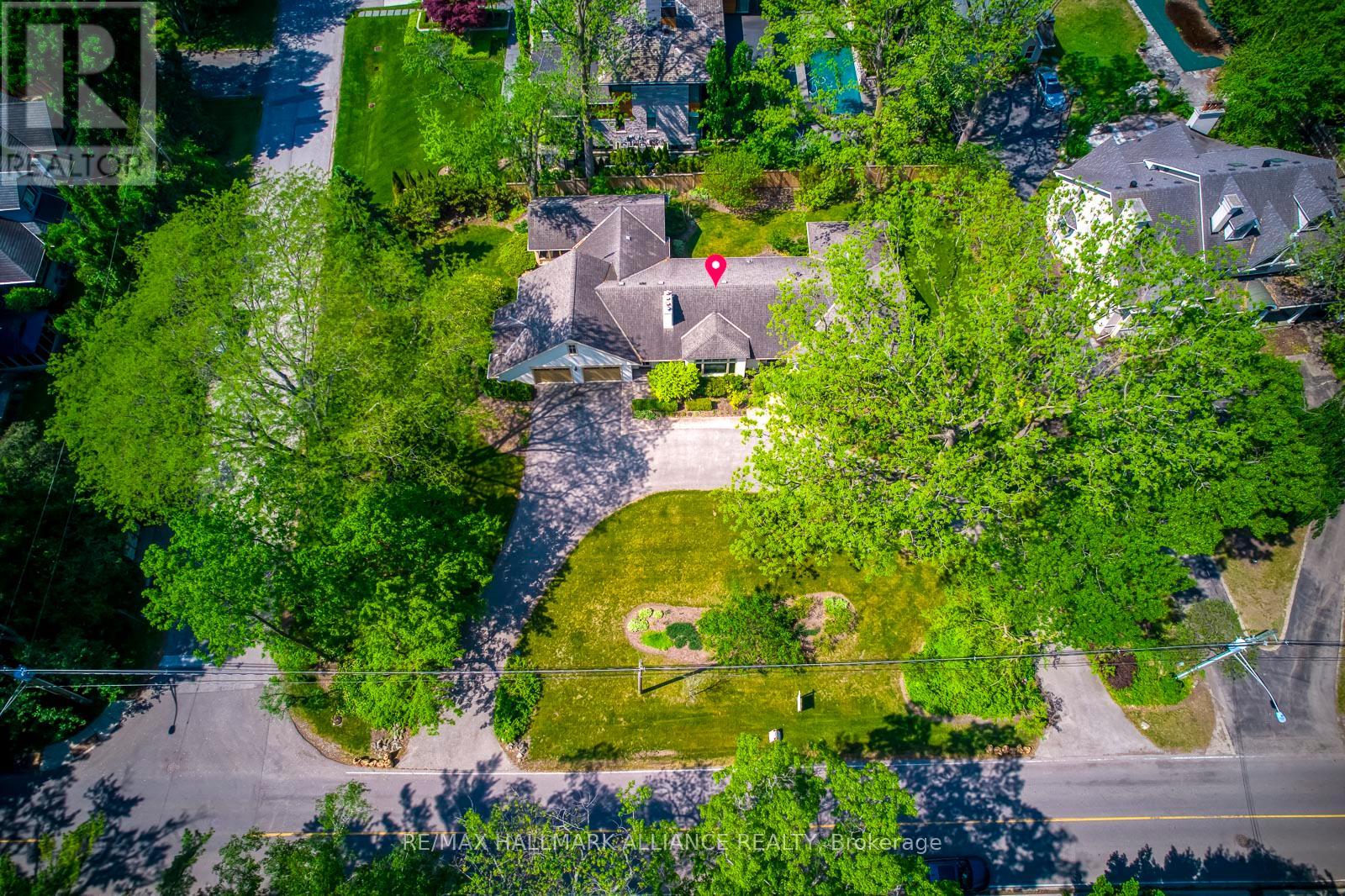 174 Chartwell Road, Oakville, Ontario  L6J 3Z8 - Photo 6 - W12212101