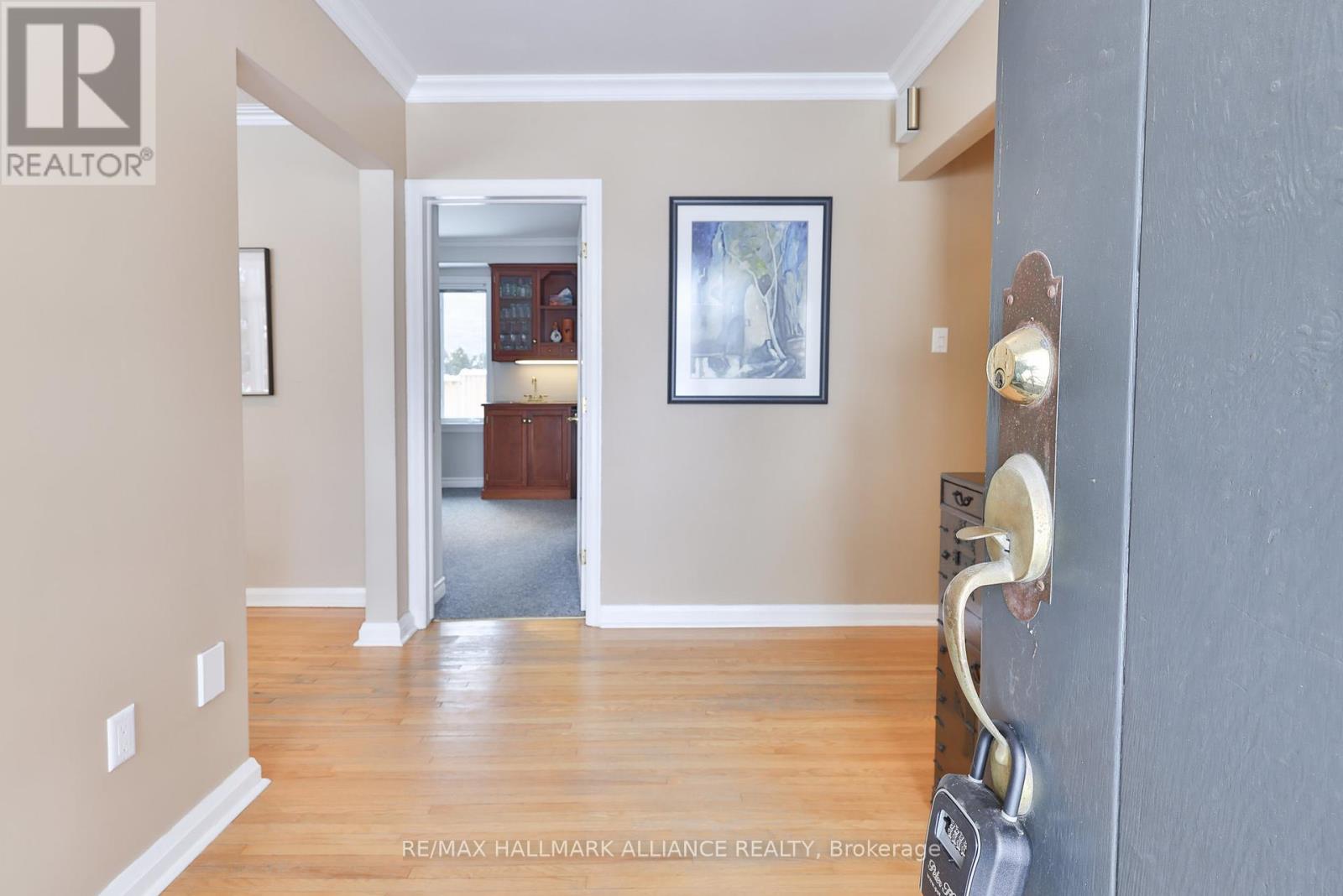 174 Chartwell Road, Oakville, Ontario  L6J 3Z8 - Photo 9 - W12212101