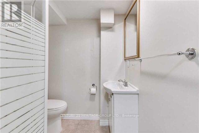 86 Collins Crescent, Brampton, Ontario  L6V 3N1 - Photo 17 - W12212112