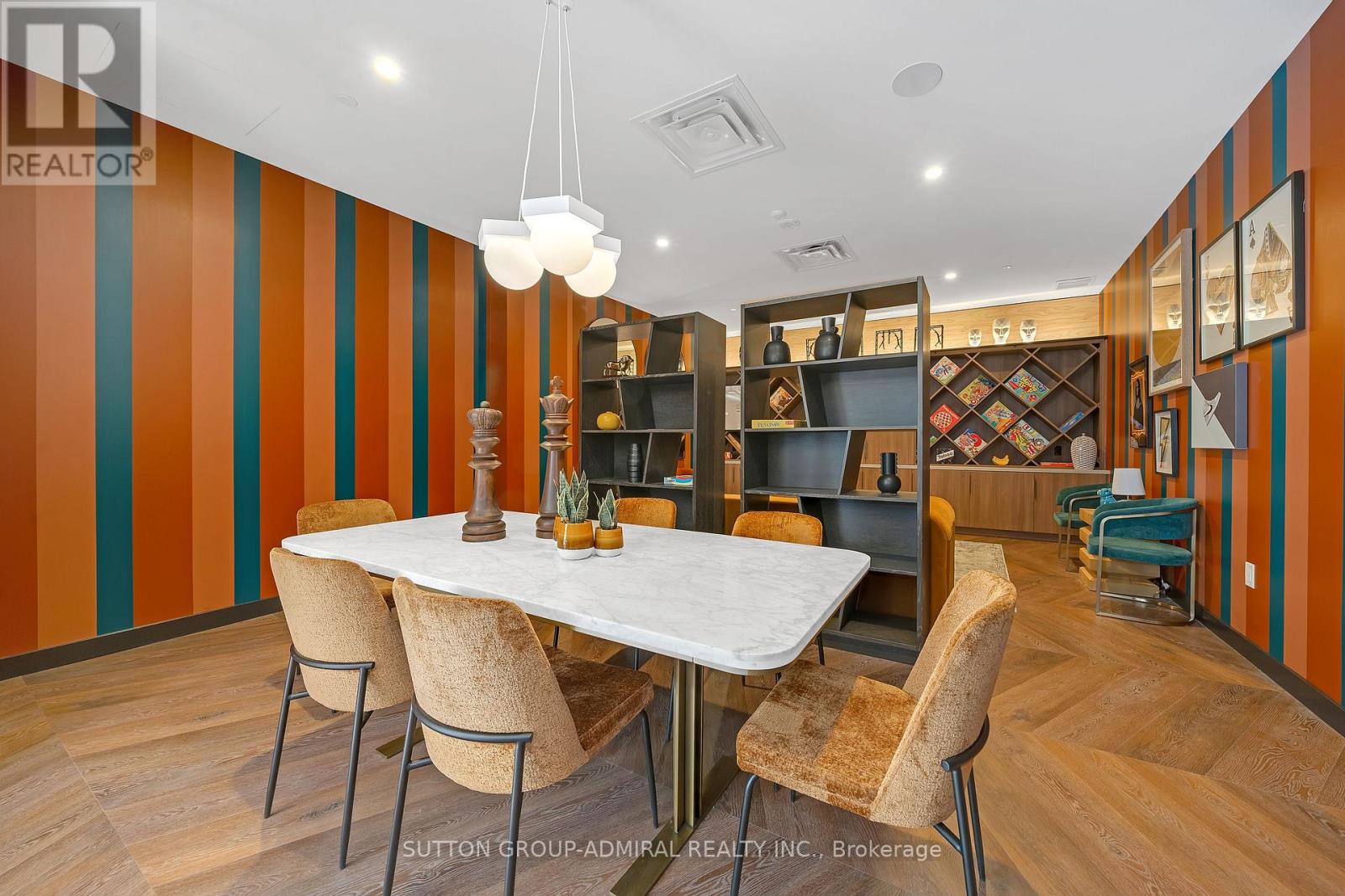 510 - 689 The Queensway, Toronto, Ontario  M8Y 1L1 - Photo 29 - W12212115