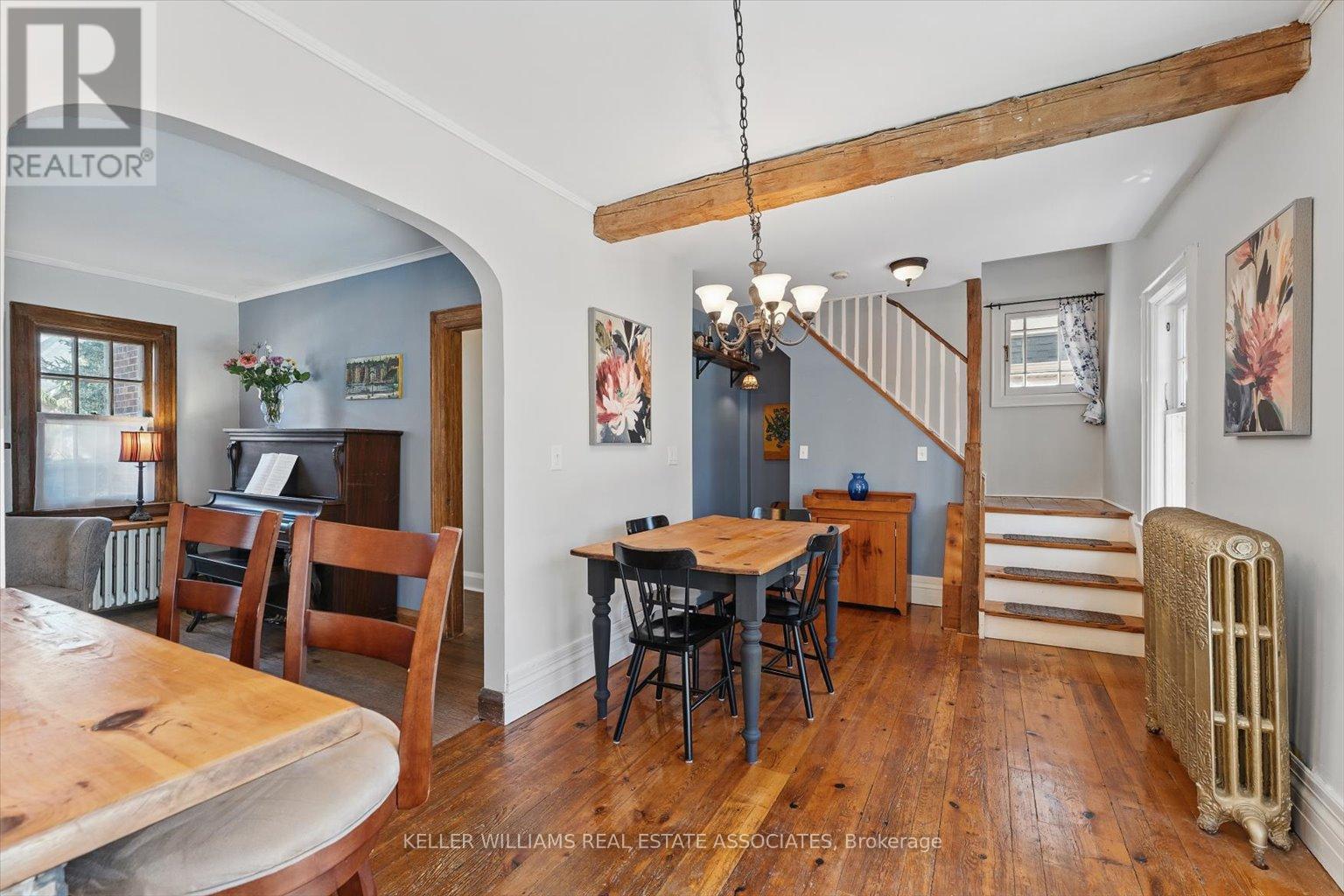30 Oakwood Avenue S, Mississauga, Ontario  L5G 3L3 - Photo 20 - W12212158