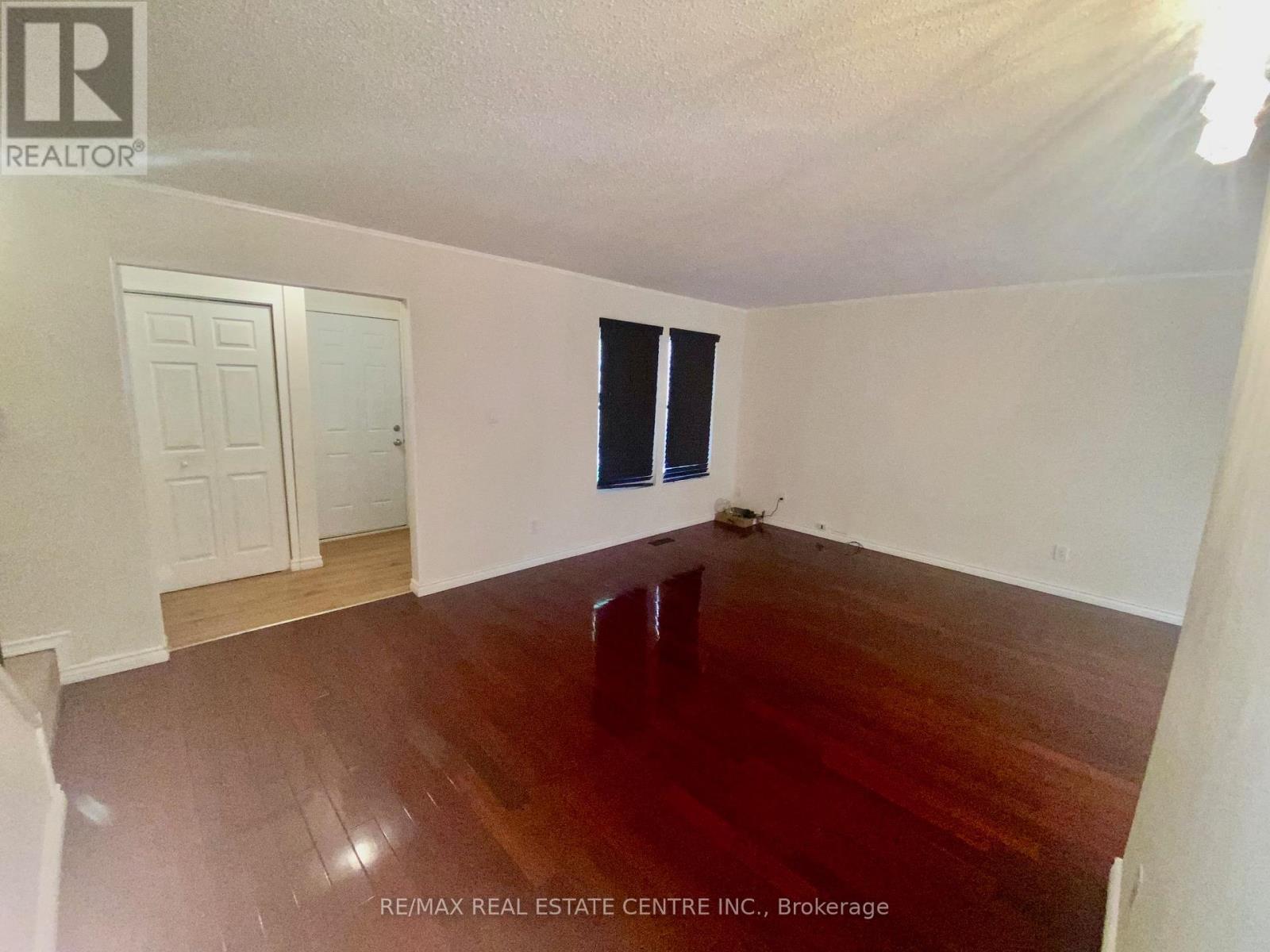 2767 Andorra Circle E, Mississauga, Ontario  L5N 2H8 - Photo 15 - W12212162
