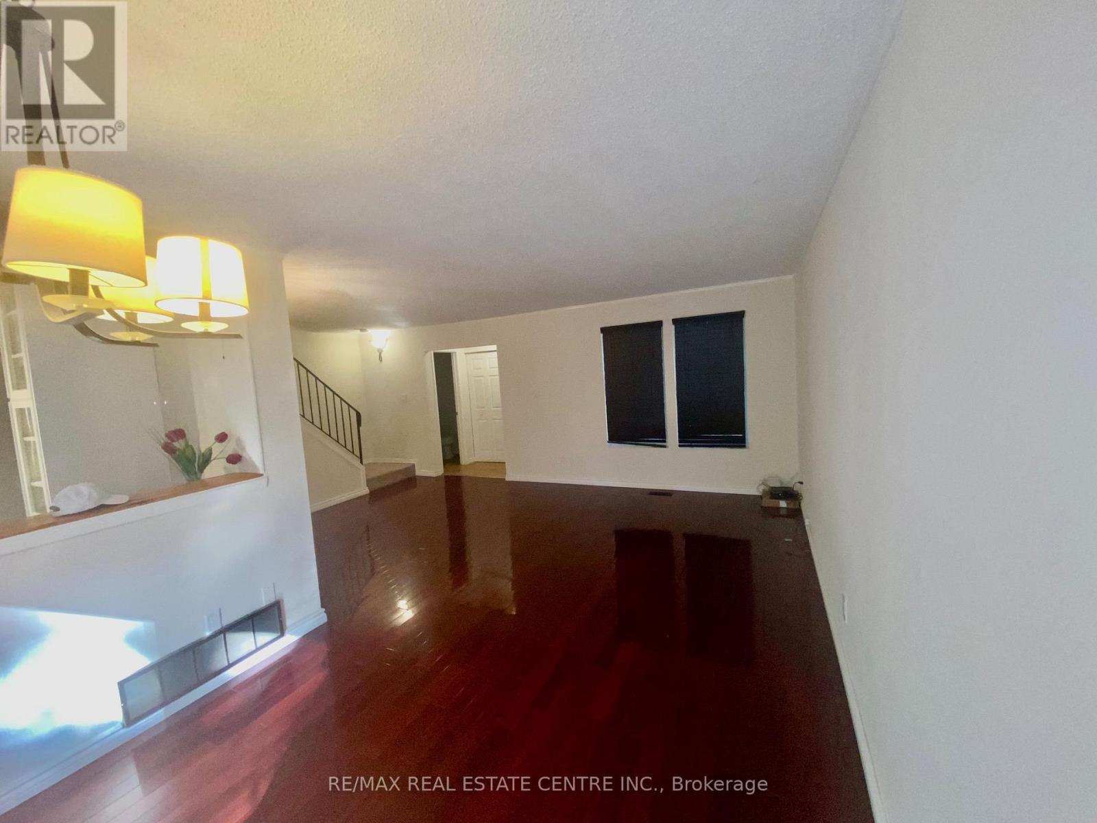 2767 Andorra Circle E, Mississauga, Ontario  L5N 2H8 - Photo 17 - W12212162
