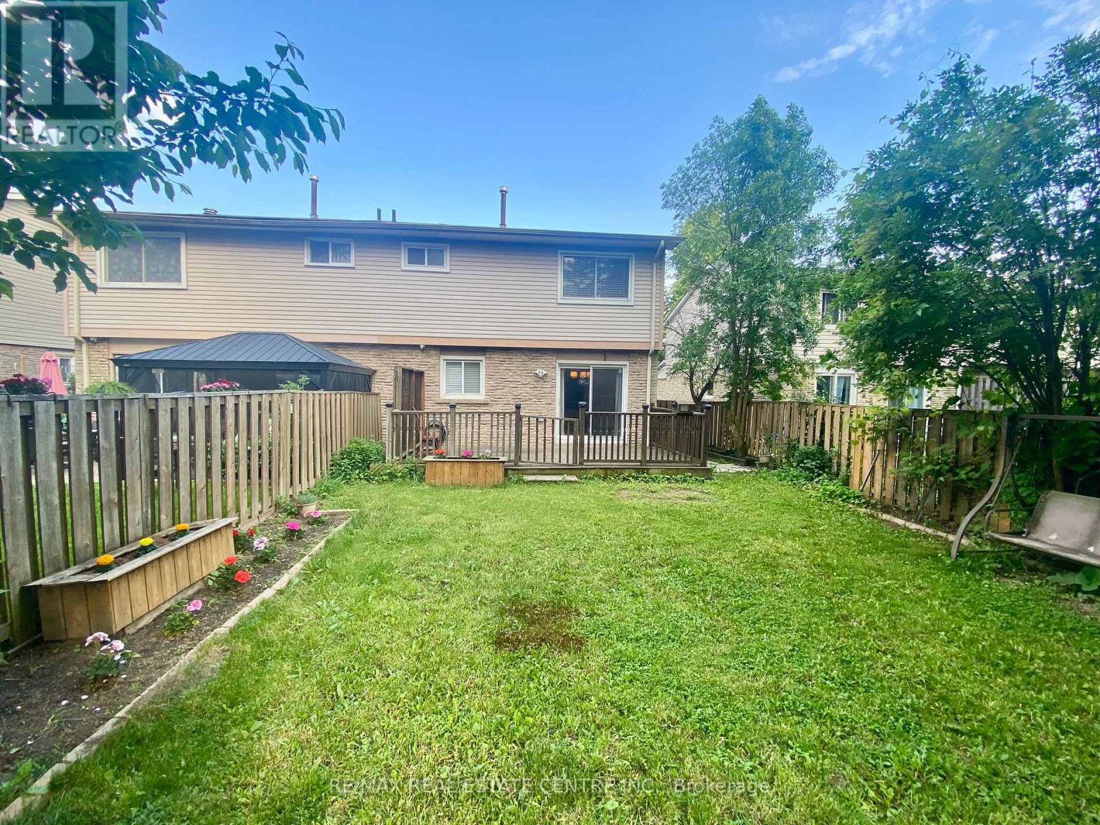 2767 Andorra Circle E, Mississauga, Ontario  L5N 2H8 - Photo 4 - W12212162